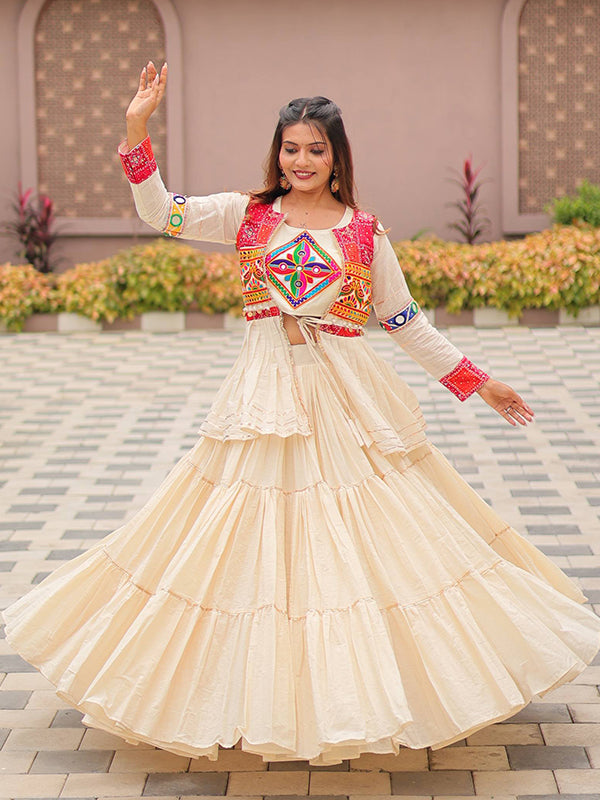 Off White Pure Cotton Lehenga Choli With Gamthi Work Koti