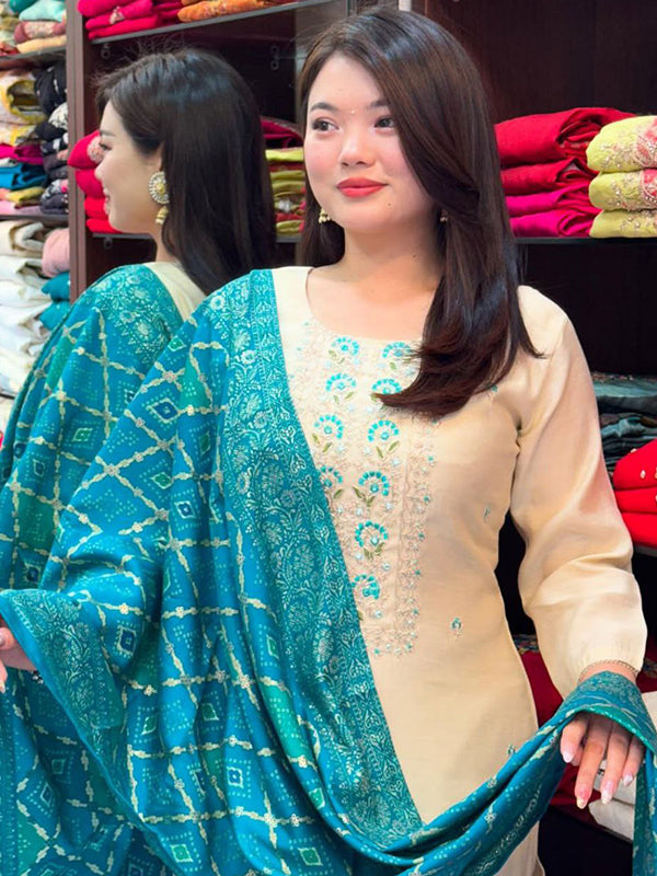 Off White Banana Silk Kurti Pant With Teal Blue Bandhej Dupatta