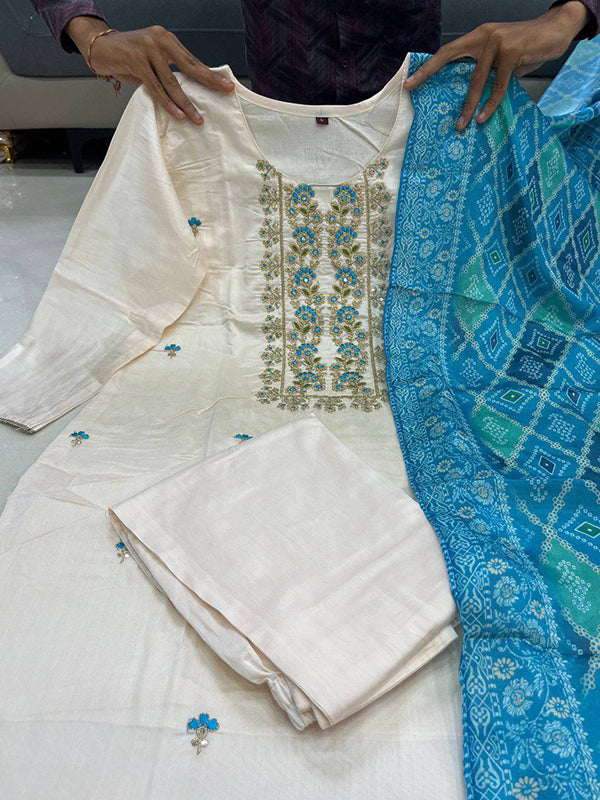 Off White Banana Silk Kurti Pant With Teal Blue Bandhej Dupatta