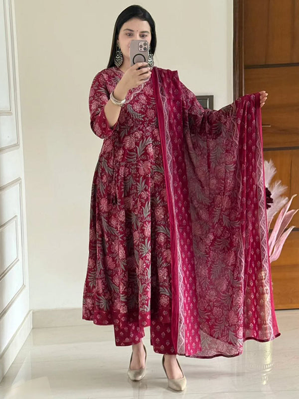 Dark Pink Jaipuri Cotton Printed Kurti With Pant & Dupatta
