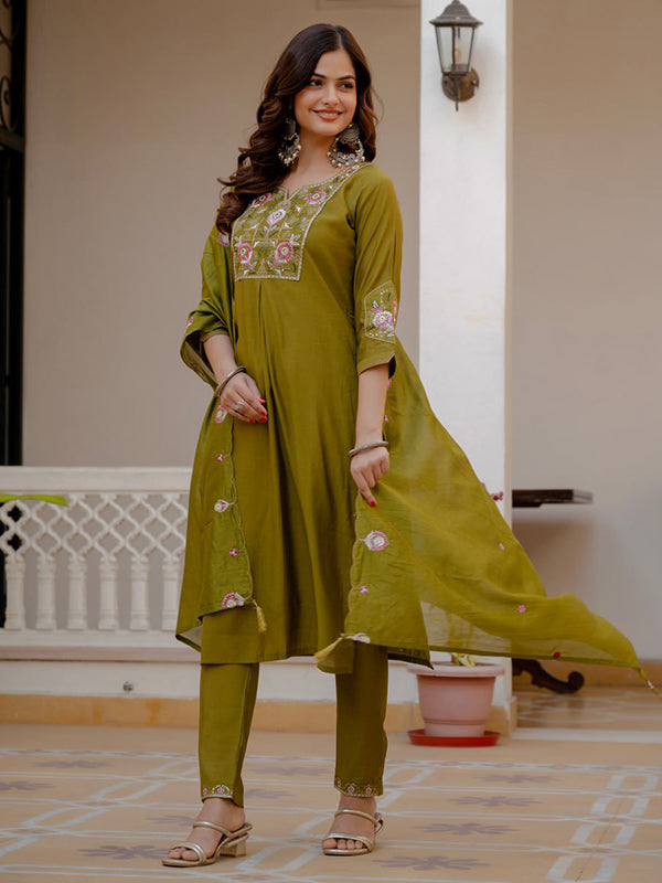 Mehndi Embroidery Sequins Work Viscose Mango Silk Anarkali kurti With Maslin Dupatta