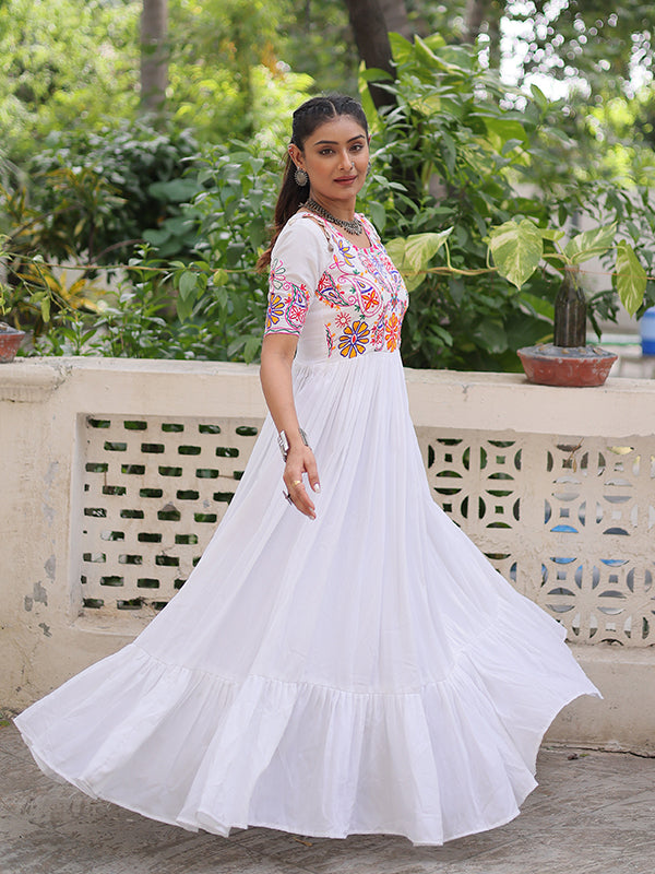 White Kutchi Gamthi Embroidered Thread Work Rayon Gown