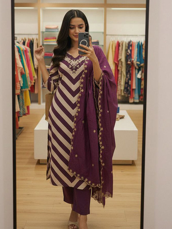 White With Wine Chanderi Handwork Kurta Pant Dupatta Set