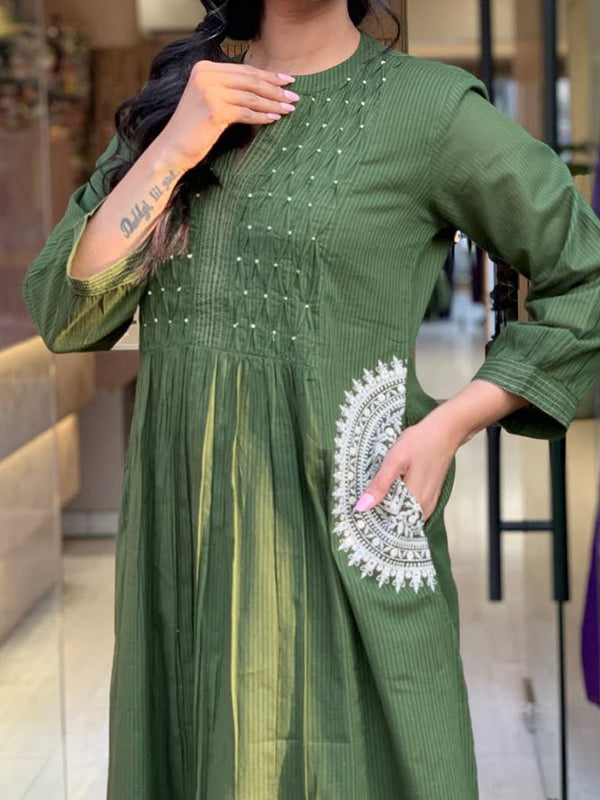 Green Hand Buti Work Neck Kurti Pant With Dupatta