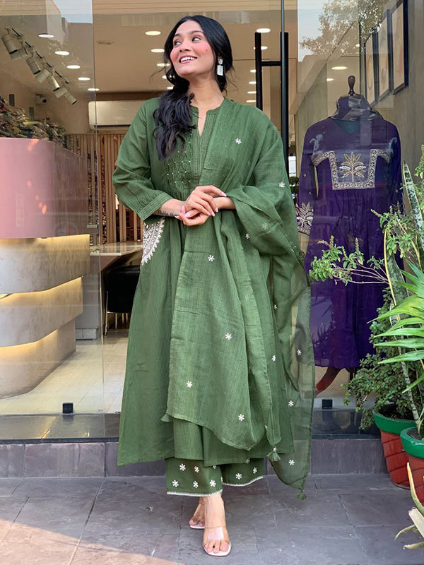 Green Hand Buti Work Neck Kurti Pant With Dupatta