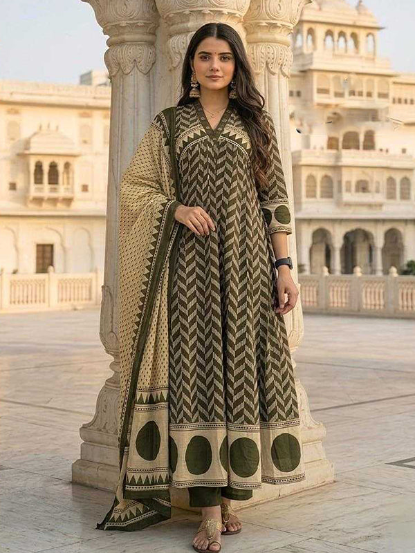 Green Cotton Embroidery Work Printed Kurti Pant With Dupatta