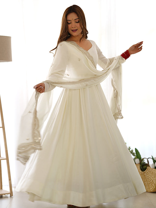 Chanderi Silk Off White Anarkali Gown With Pant & Dupatta Set