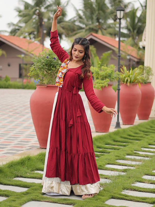 Maroon Pure Cotton Gamthi Work Top With Off White Lumpy Lace Lehenga
