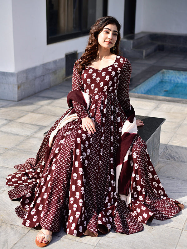 Pre-owned navy and maroon anarkali – Sequined Closet